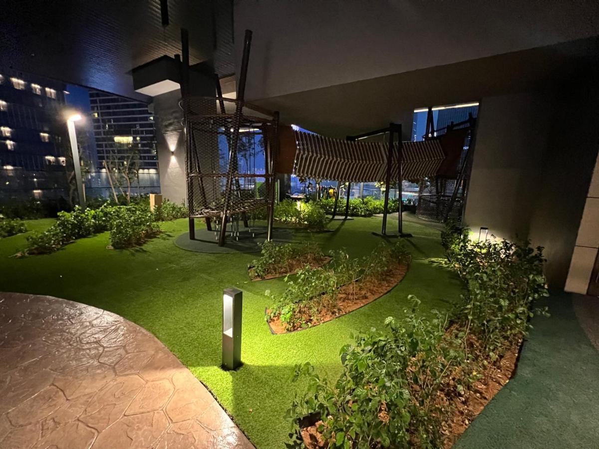 Axon Suites Bukit Bintang By Sky Pool Куала-Лумпур Экстерьер фото
